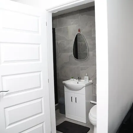 The Hideaway Апартаменты